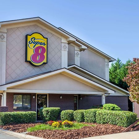 Super 8 By Wyndham Charlotte/Amusement Park Area Hotel Exterior photo